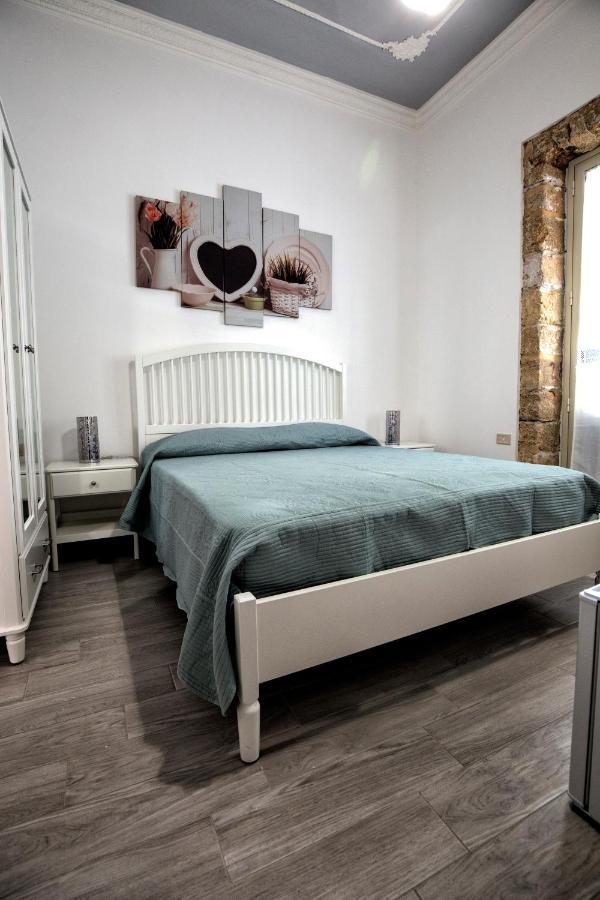 Garden House: Apartments And Rooms For Holidays Палермо Екстериор снимка