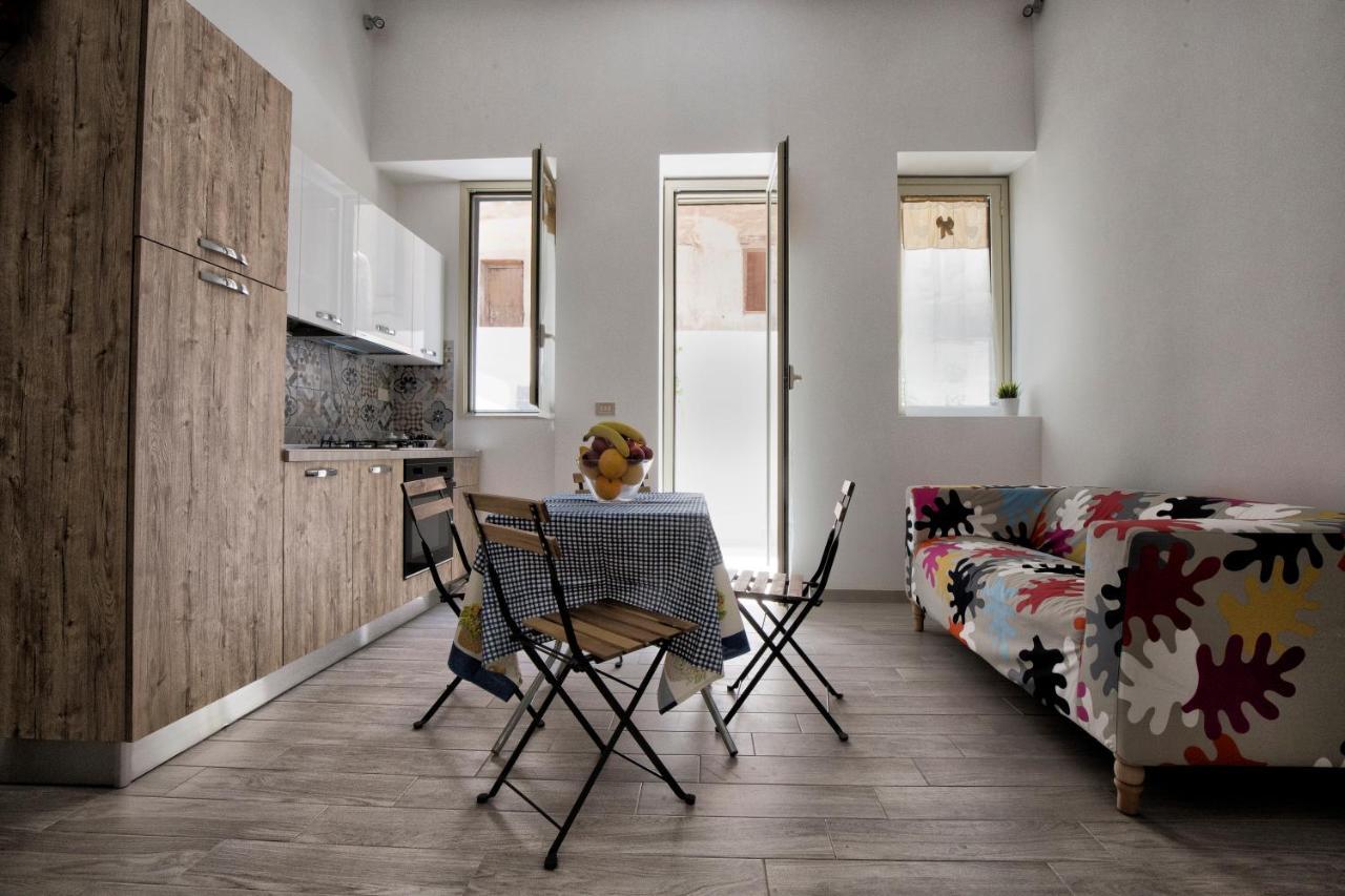 Garden House: Apartments And Rooms For Holidays Палермо Екстериор снимка