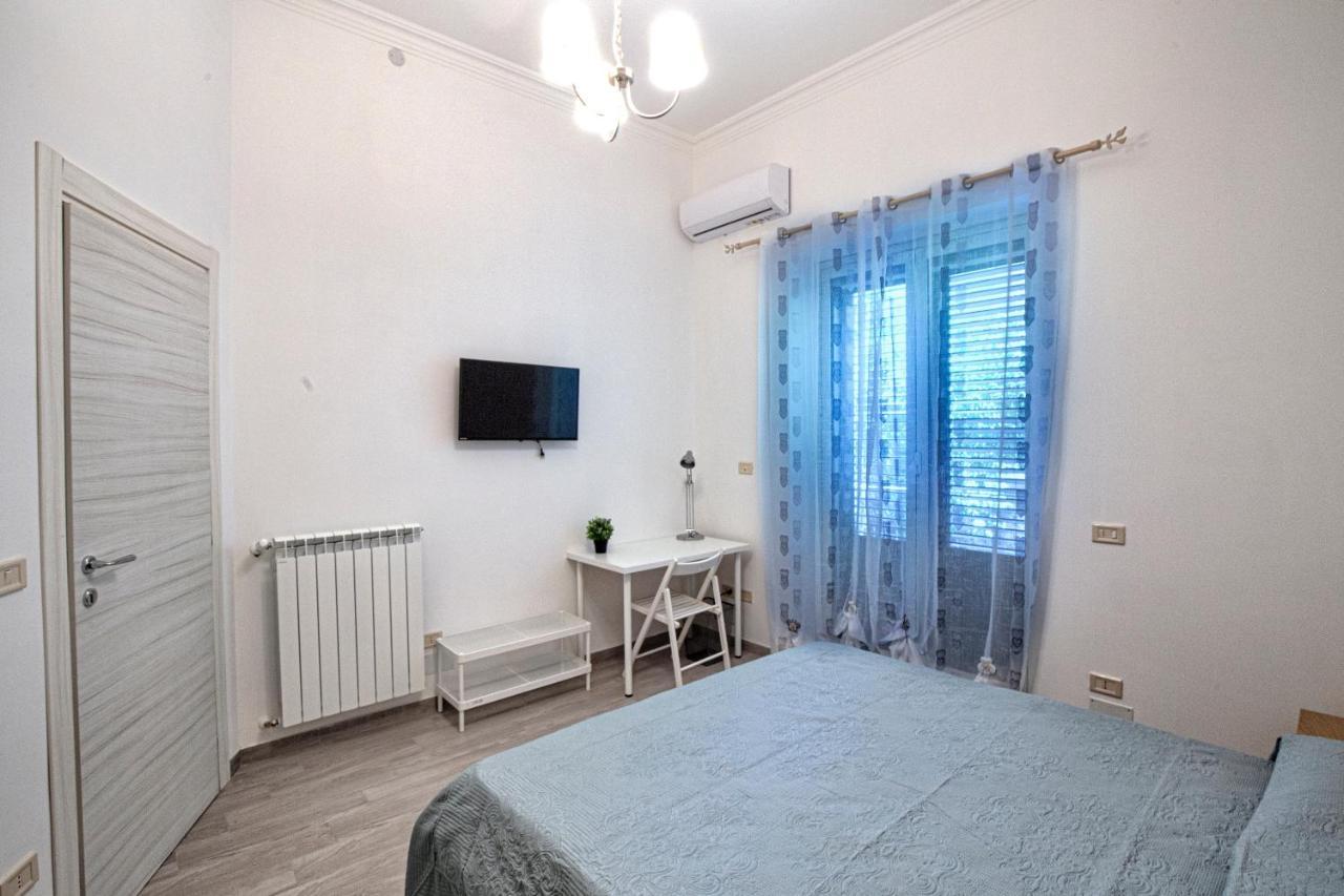 Garden House: Apartments And Rooms For Holidays Палермо Екстериор снимка