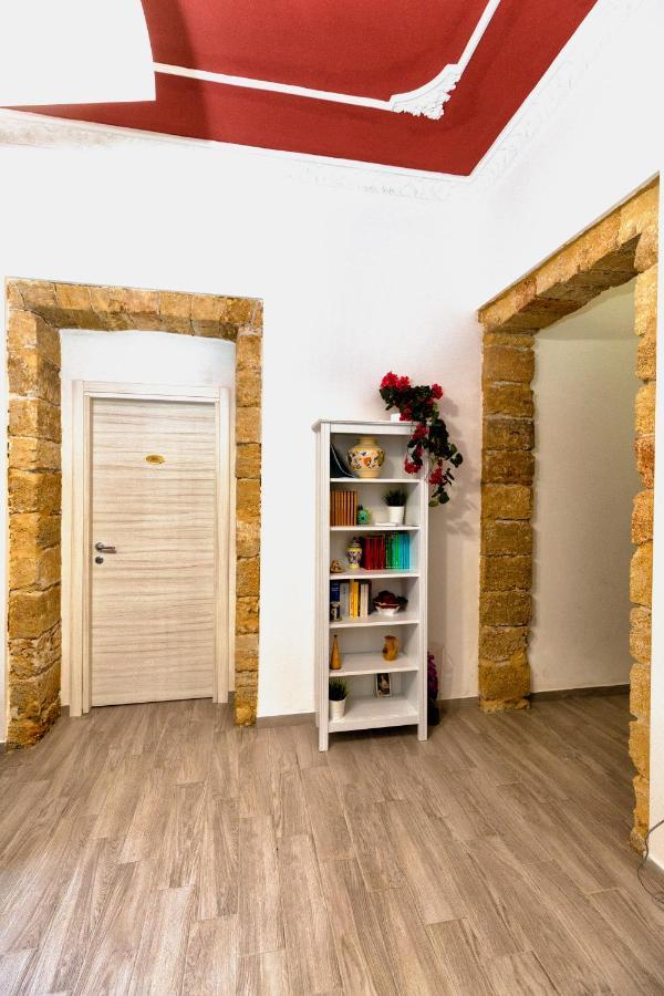 Garden House: Apartments And Rooms For Holidays Палермо Екстериор снимка