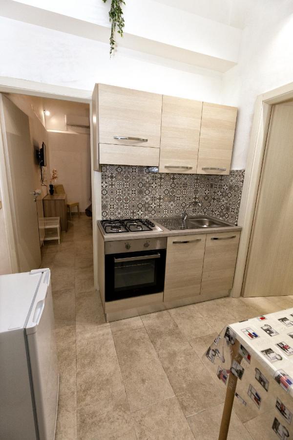 Garden House: Apartments And Rooms For Holidays Палермо Екстериор снимка