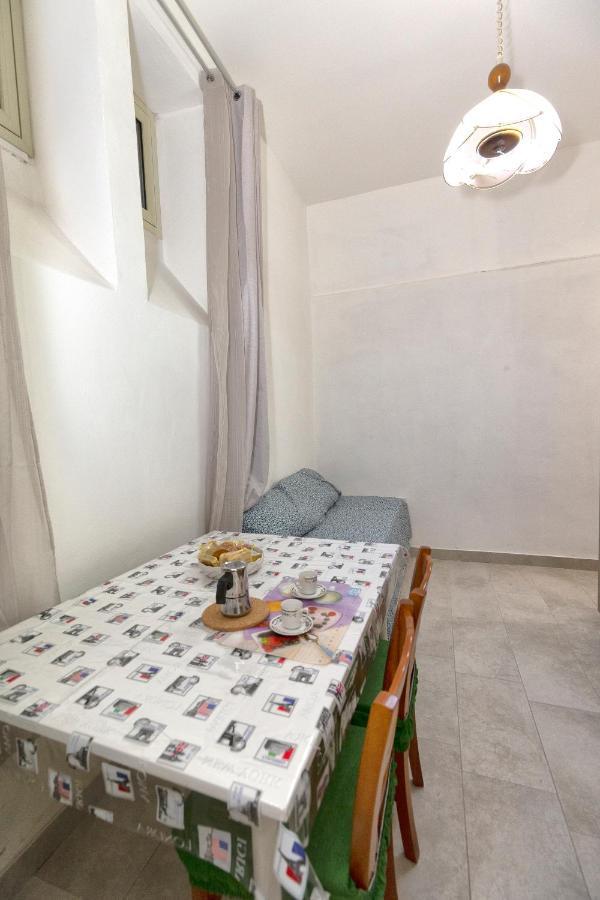 Garden House: Apartments And Rooms For Holidays Палермо Екстериор снимка