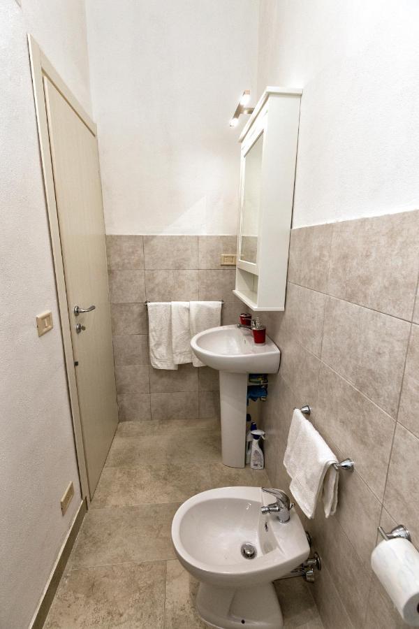 Garden House: Apartments And Rooms For Holidays Палермо Екстериор снимка