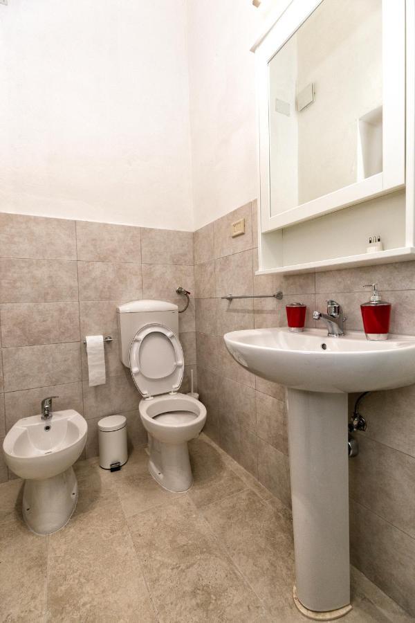 Garden House: Apartments And Rooms For Holidays Палермо Екстериор снимка