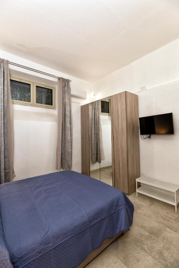 Garden House: Apartments And Rooms For Holidays Палермо Екстериор снимка